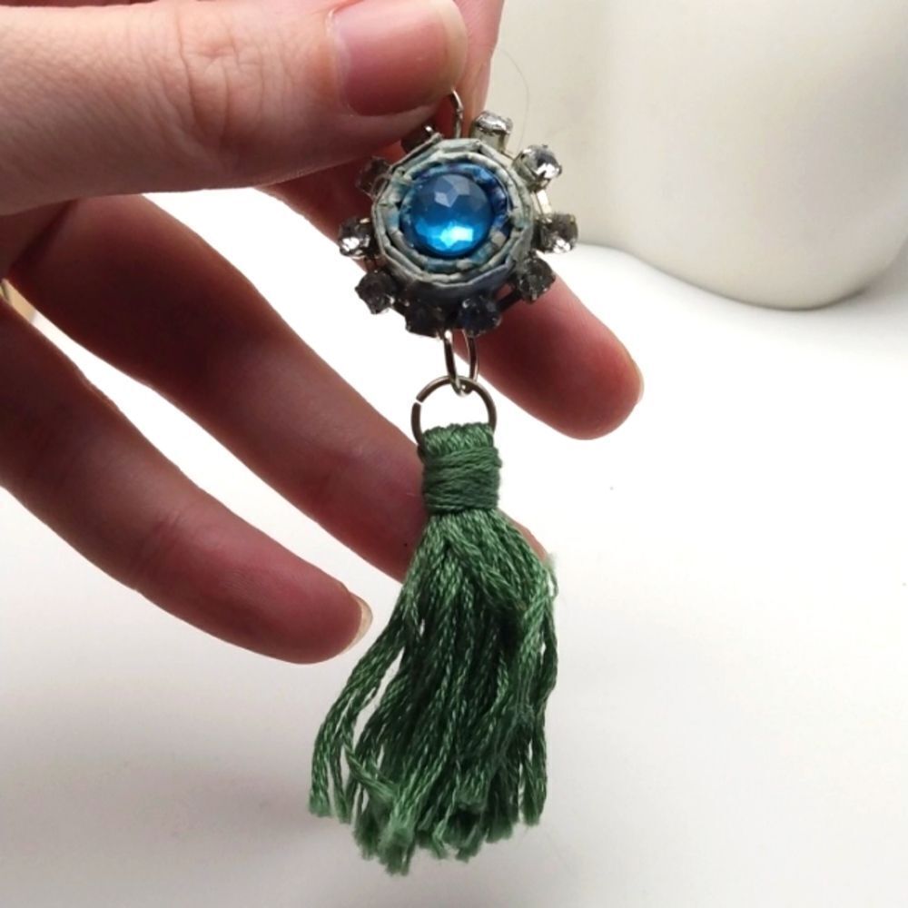 Atlantis‎ tassel necklace pendant
